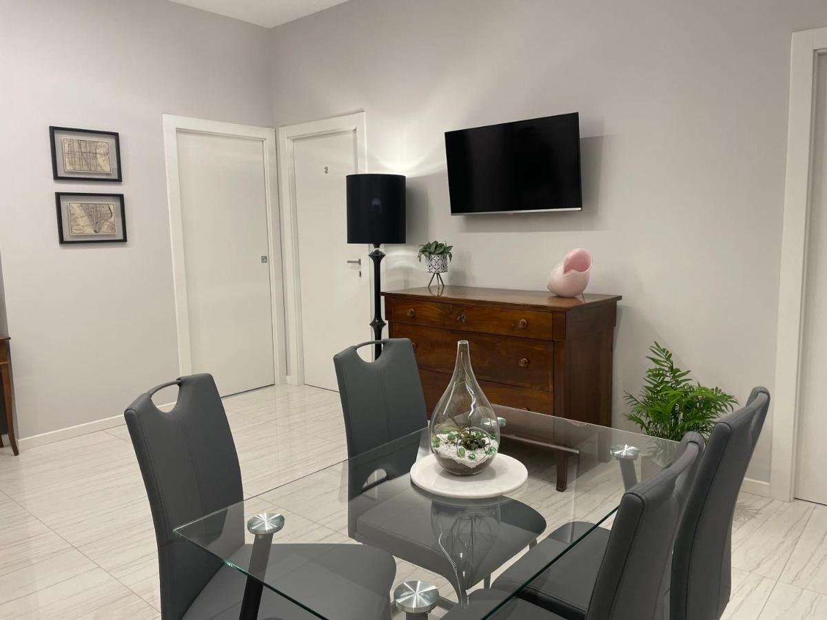 Otium Rooms / Camere E Appartamenti Morrovalle Екстер'єр фото