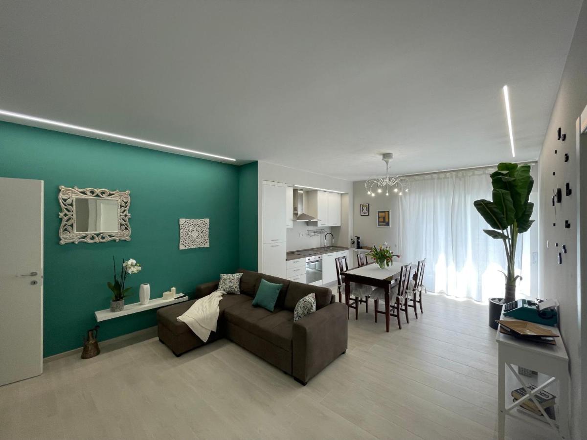 Otium Rooms / Camere E Appartamenti Morrovalle Екстер'єр фото