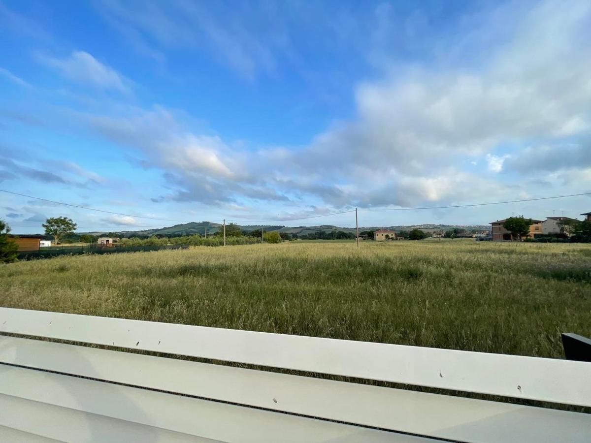 Otium Rooms / Camere E Appartamenti Morrovalle Екстер'єр фото