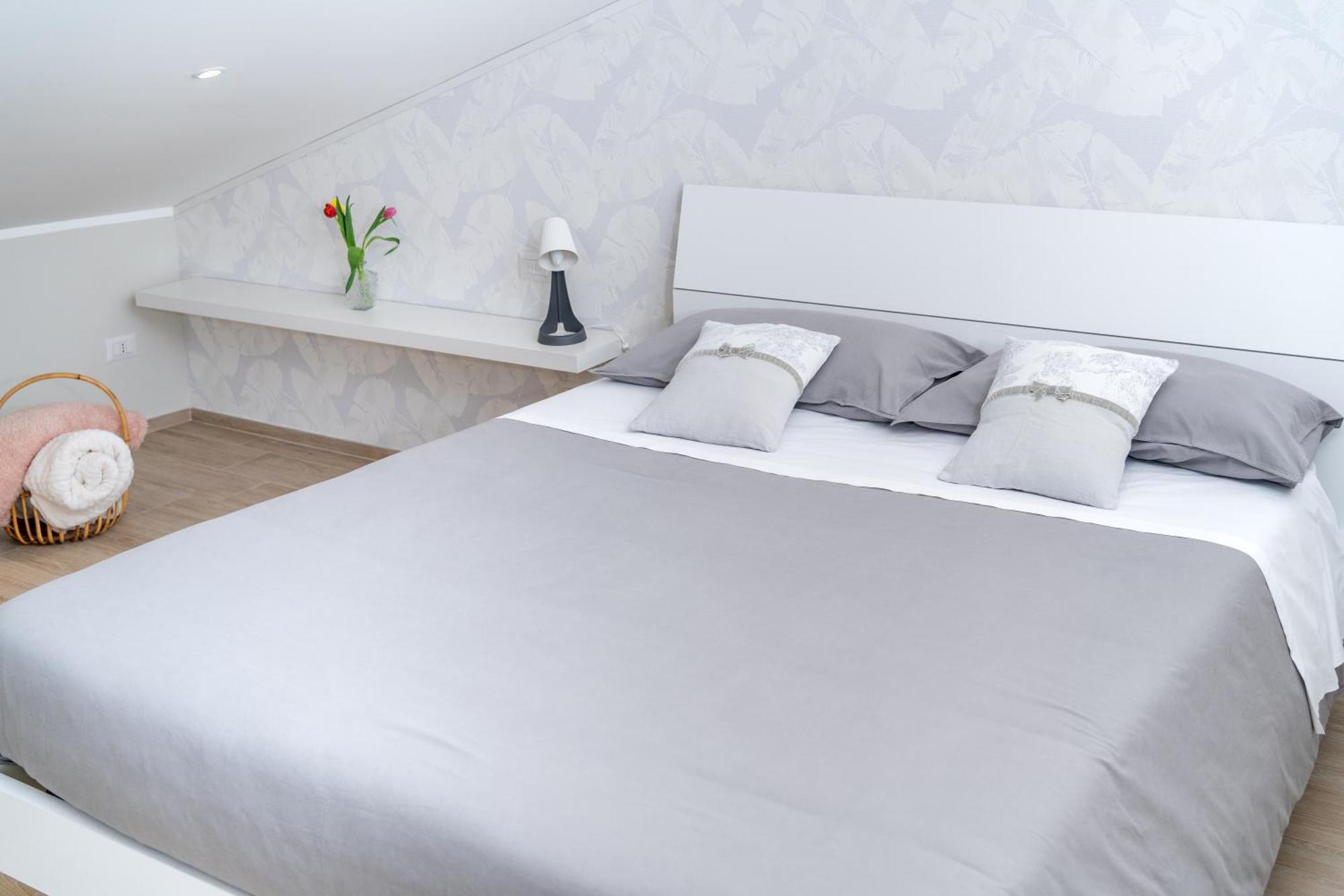 Otium Rooms / Camere E Appartamenti Morrovalle Екстер'єр фото