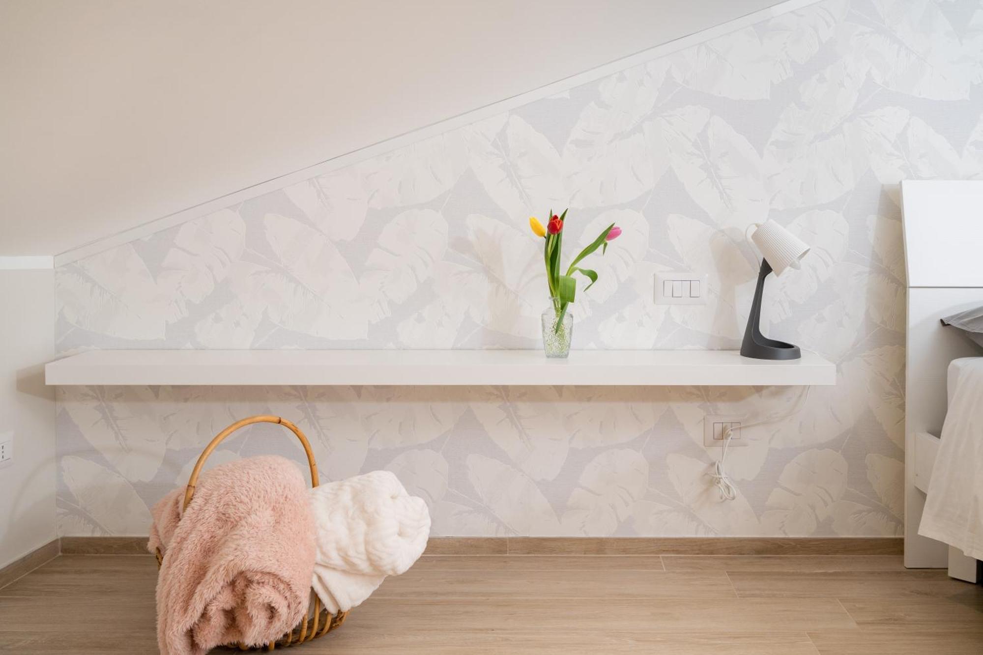 Otium Rooms / Camere E Appartamenti Morrovalle Екстер'єр фото